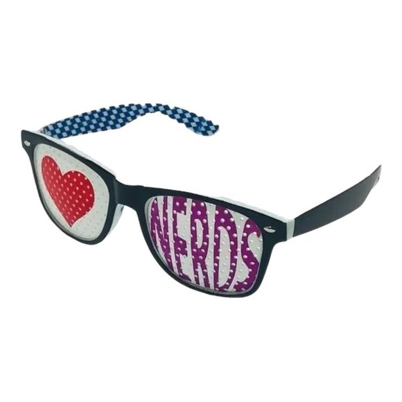 B23; I Love Nerd Novelty Glasses - Picture 4 of 5
